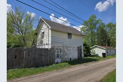 1518 Broadway Street, Lincoln, IL 62656 - Photo 2