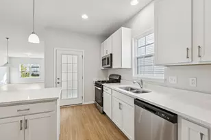 803 Station Blvd, Elburn, IL 60119 - Photo 16