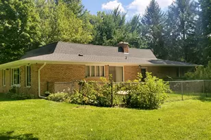 42W490 Kedeka Rd, Sugar Grove, IL 60554 - Photo 6