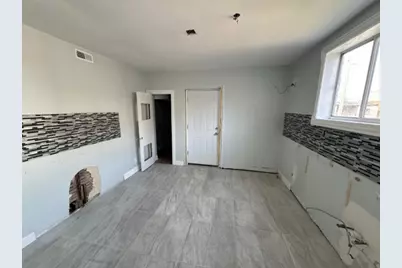 7816 S Jeffery Boulevard, Chicago, IL 60649 - Photo 28