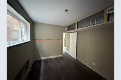 7816 S Jeffery Boulevard, Chicago, IL 60649 - Photo 14