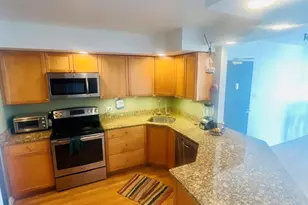 465 W Dominion Dr, Wood Dale, IL 60191 - Photo 4