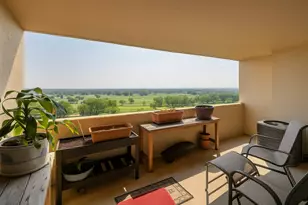 465 W Dominion Dr, Wood Dale, IL 60191 - Photo 30