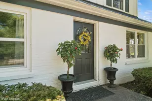 429 Grand Ave, Lake Zurich, IL 60047 - Photo 2