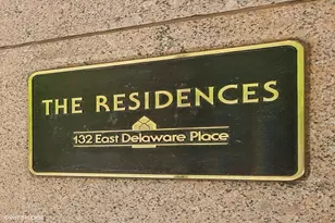 132 E Delaware Pl, Chicago, IL 60611 - Photo 2