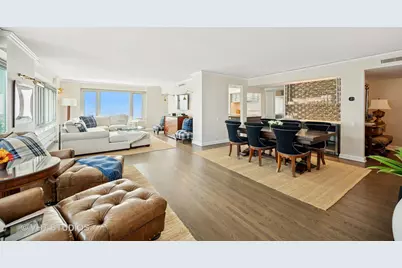 132 E Delaware Place #5106, Chicago, IL 60611 - Photo 8