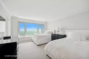 132 E Delaware Pl, Chicago, IL 60611 - Photo 38