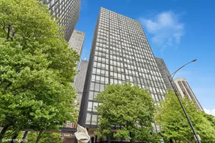 880 N Lake Shore Dr, Chicago, IL 60611 - Photo 1