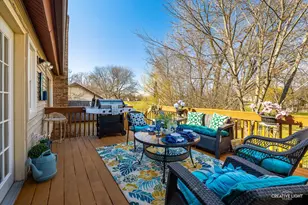 1710 Arlington Dr, Hanover Park, IL 60133 - Photo 22