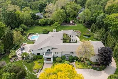 1877 Banbury Road, Inverness, IL 60067 - Photo 2