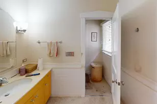 1025 Wesley Ave, Evanston, IL 60202 - Photo 16