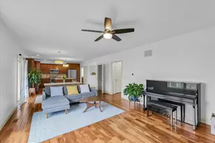 2107 Max Run Dr, Champaign, IL 61822 - Photo 10