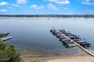 450 N Main St, Wauconda, IL 60084 - Photo 32