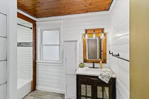 108 Lincoln Ave, Round Lake, IL 60073 - Photo 12