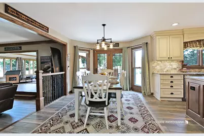 3710 Spy Glass Ridge Road, Crystal Lake, IL 60012 - Photo 8