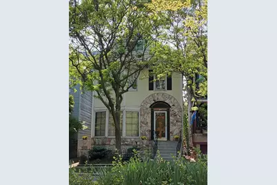 4244 N Ashland Avenue, Chicago, IL 60613 - Photo 1
