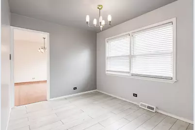 1047 Riverview Drive, South Holland, IL 60473 - Photo 6