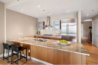 340 E Randolph Street #5504, Chicago, IL 60601 - Photo 16