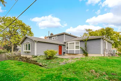 17804 Pebblewood Lane, Hazel Crest, IL 60429 - Photo 4