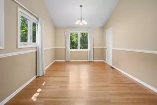 1512 Executive Ln, Glenview, IL 60026 - Photo 6