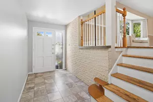 1512 Executive Ln, Glenview, IL 60026 - Photo 2