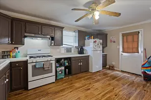 1721 W Steuben St, Chicago, IL 60643 - Photo 10