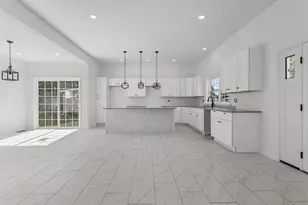 409 E Buckner St, Tuscola, IL 61953 - Photo 14