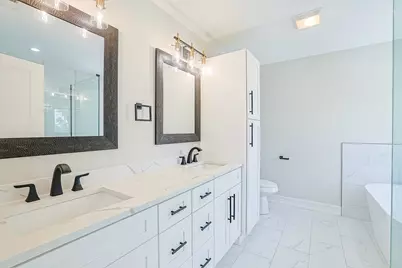 7948 W 74th Avenue, Bridgeview, IL 60455 - Photo 32