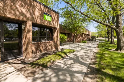 100 Hillcrest Boulevard, Schaumburg, IL 60195 - Photo 2