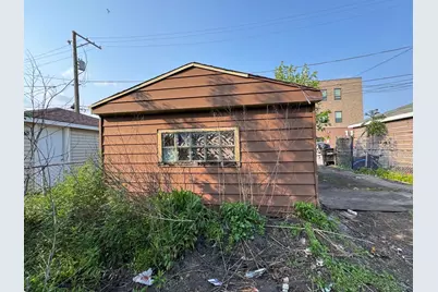 8371 S Baltimore Avenue, Chicago, IL 60617 - Photo 18