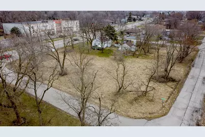 1430 N Green Bay Road, Waukegan, IL 60085 - Photo 1