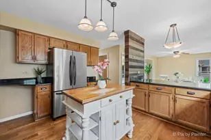 200 Ambria Dr, Mundelein, IL 60060 - Photo 12