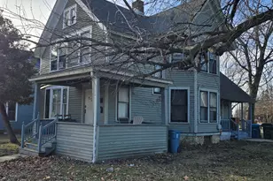 407 Grant Pl, Aurora, IL 60505 - Photo 4