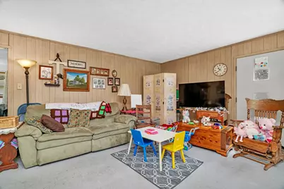 107 N Elm Street, Gardner, IL 60424 - Photo 16