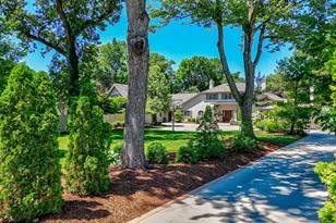 524 E Van Buren St, Ottawa, IL 61350 - Photo 2