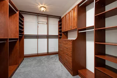 21 E Huron Street #4701, Chicago, IL 60611 - Photo 18