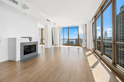 21 E Huron Street #4701, Chicago, IL 60611 - Photo 4