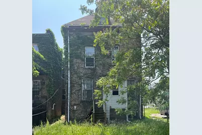 3328 W Warren Boulevard, Chicago, IL 60624 - Photo 2