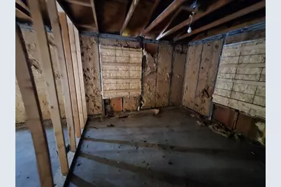 1954 E Lawrence Avenue, Chicago Heights, IL 60411 - Photo 4