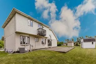 340 Maryview Ct, Matteson, IL 60443 - Photo 4