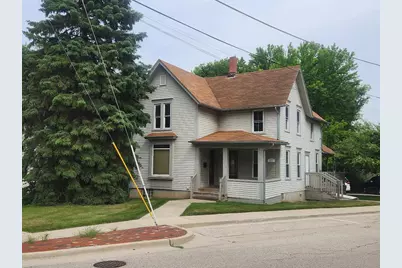 329 Jefferson Street, Algonquin, IL 60102 - Photo 1