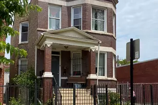 3330 W Evergreen Ave, Chicago, IL 60651 - Photo 1