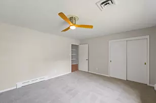 32 Greencroft Dr, Champaign, IL 61821 - Photo 28