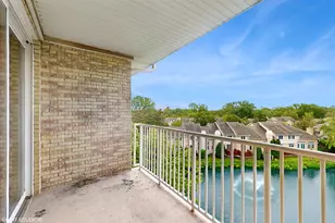 [Address not provided], Park Ridge, IL 60068 - Photo 16