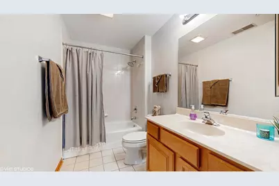 [Address not provided], Park Ridge, IL 60068 - Photo 14