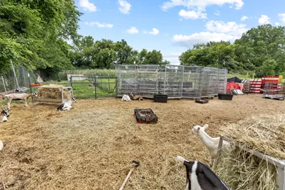 21804 W Grant Highway, Marengo, IL 60152 - Photo 12