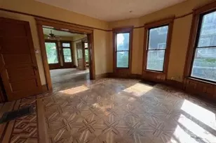 642 W Stephenson St, Freeport, IL 61032 - Photo 30