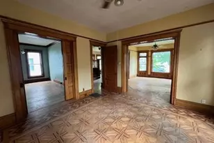 642 W Stephenson St, Freeport, IL 61032 - Photo 6