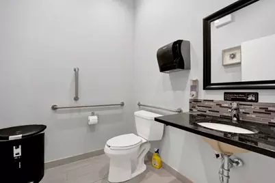 1342 W Belmont Avenue #1, Chicago, IL 60657 - Photo 18