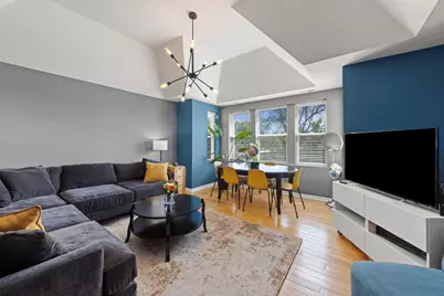 5054 N Troy Street #3, Chicago, IL 60625 - Photo 4